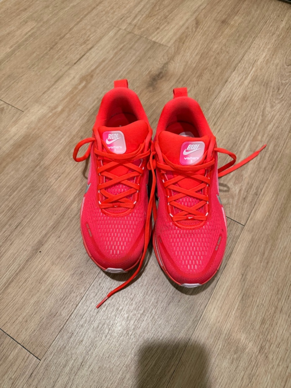 Nike Women’s Vomero 18 Running Sneakers